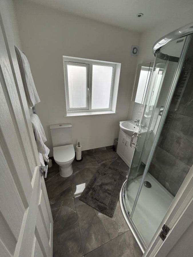 West London Apartment Экстерьер фото